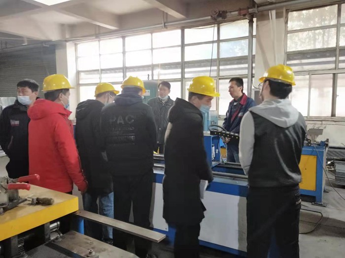 热烈欢迎河南工业大学师生到我司参观学习！